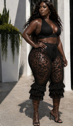 Lace Ruffle Hem Capri Leggings